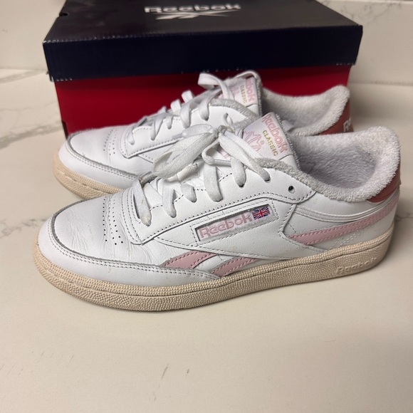 Retro Reebok sneaker size 7.5 - Picture 4 of 4